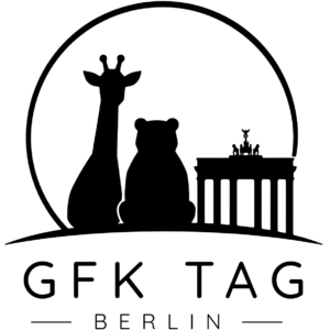 Logo des GFK-Tags Berlin: Giraffe, Bär und Brandenburger Tor in einem Kreis